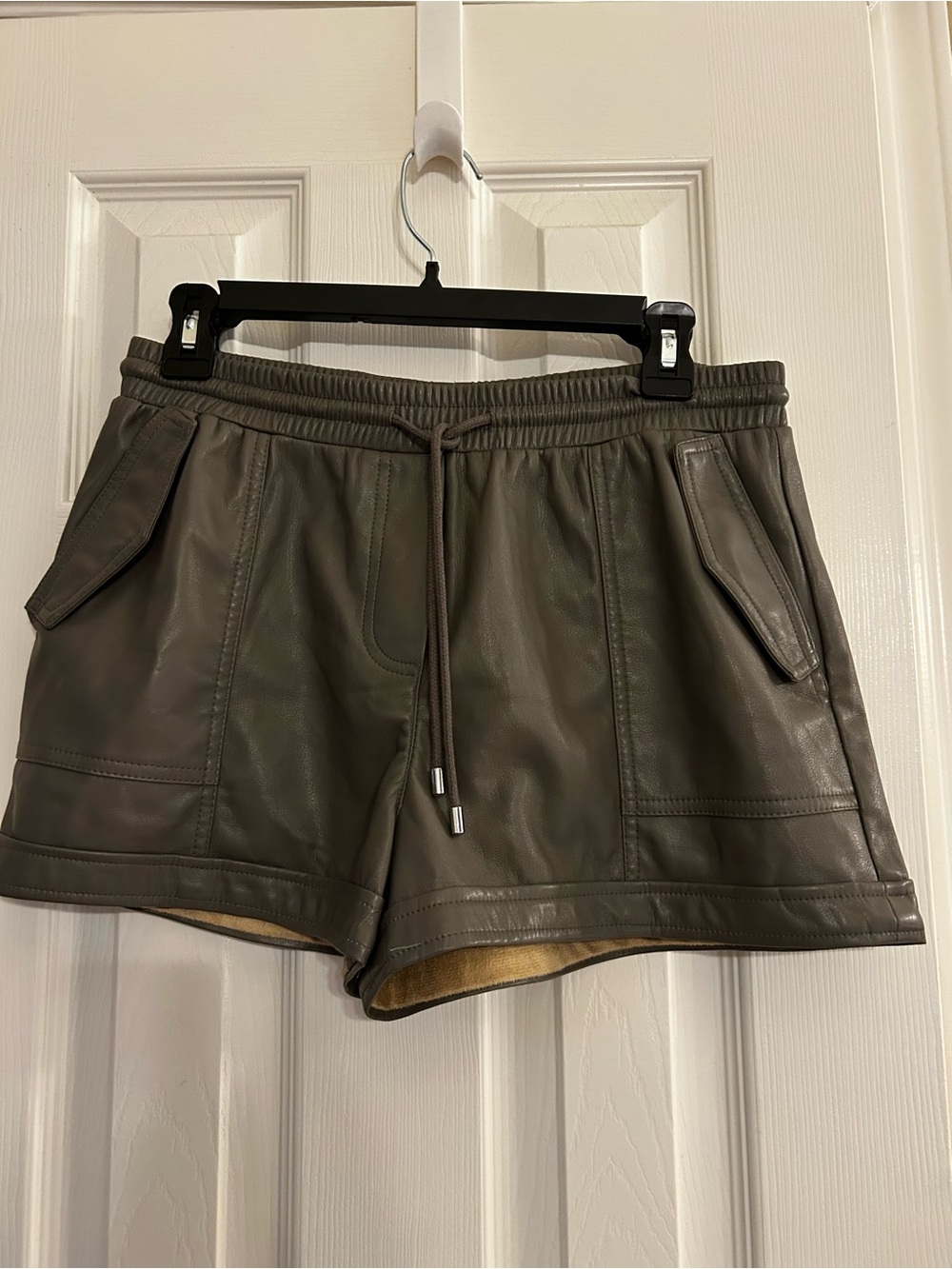 NWT Forever 21 olive green brown faux leather drawstring shorts Ladies Size L